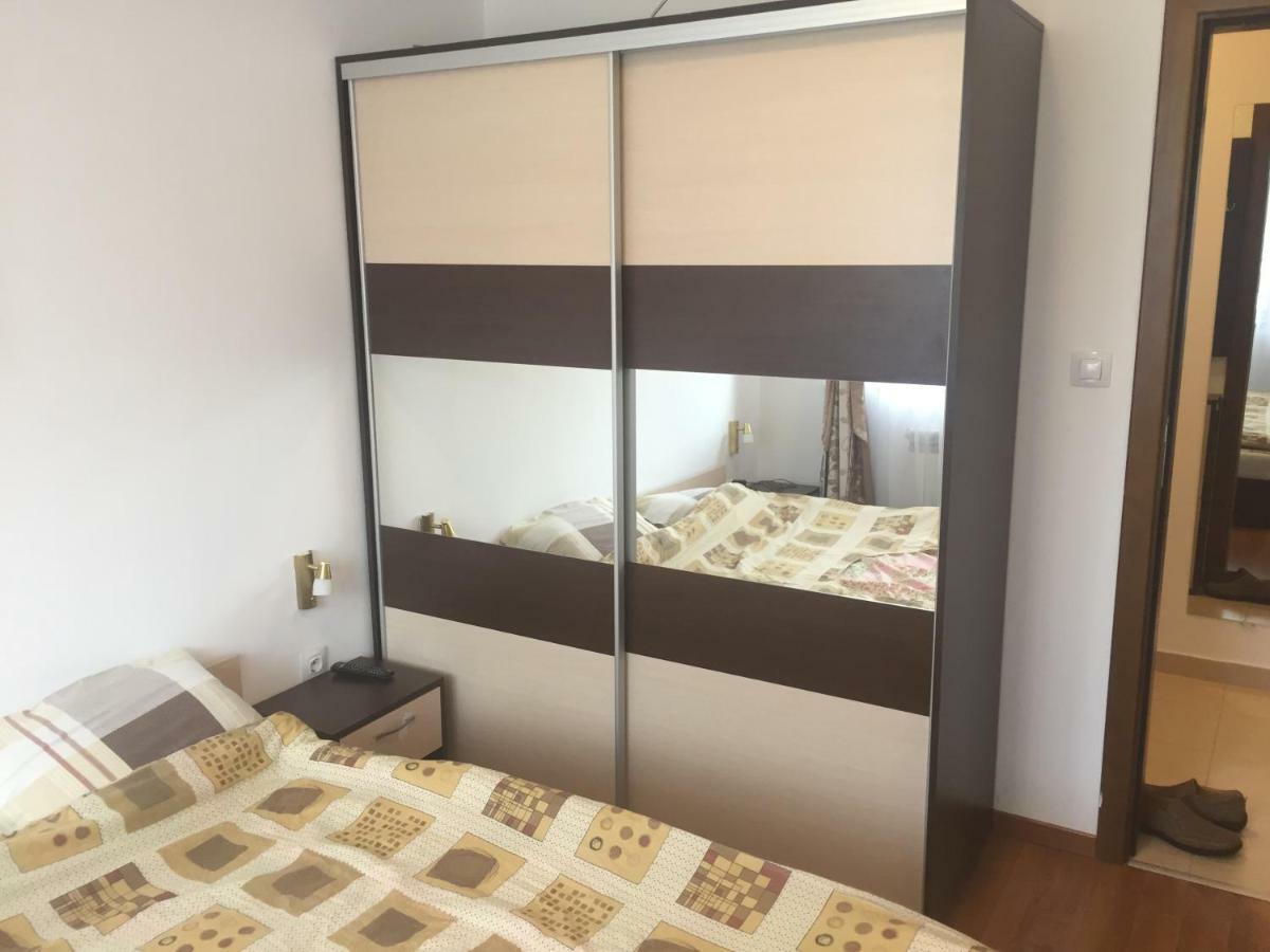 בנסקו Belvedere Holiday Apartment מראה חיצוני תמונה
