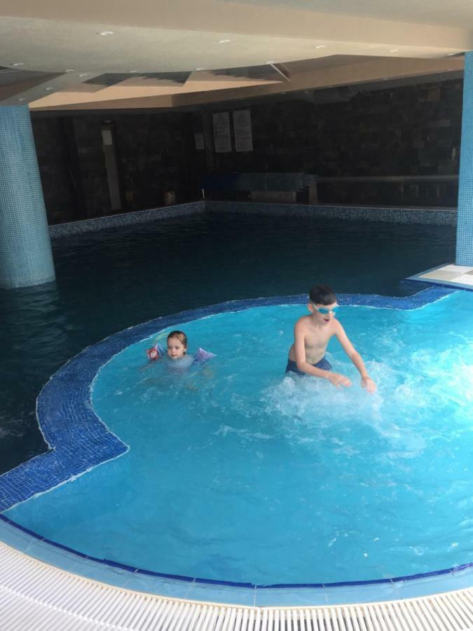 בנסקו Belvedere Holiday Apartment מראה חיצוני תמונה